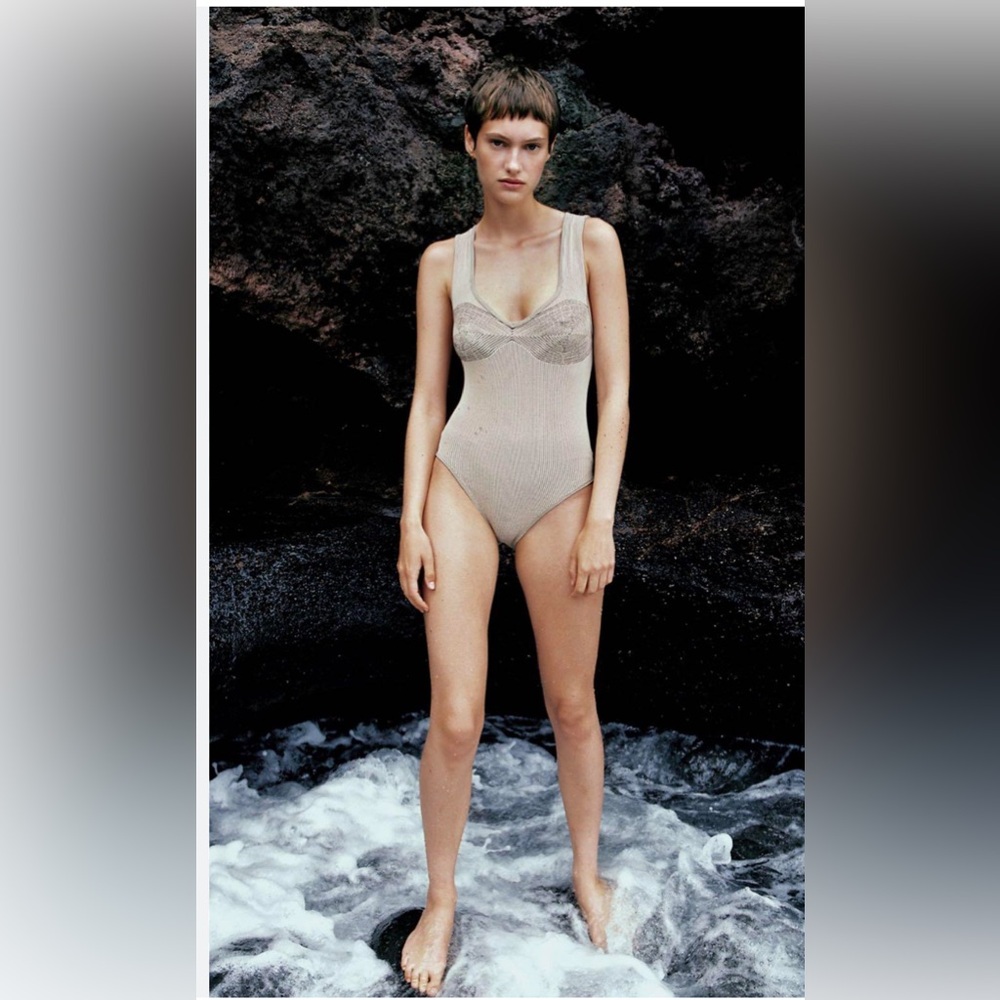 Zara Seemless Jaquard Bodysuit